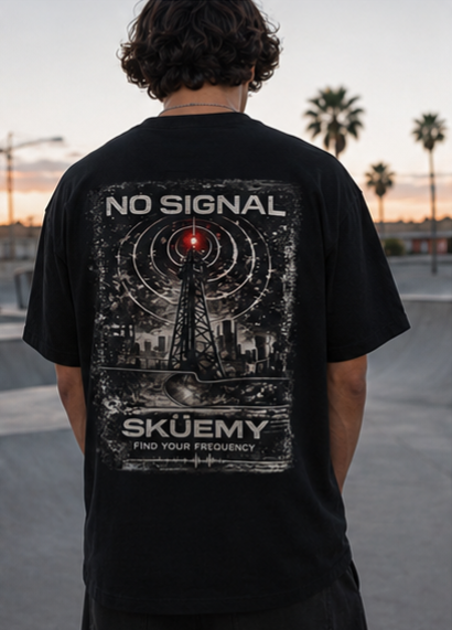 Sküemy No Signal Tee – Find Your Frequency