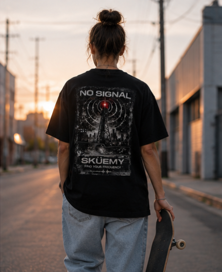 Sküemy No Signal Tee – Find Your Frequency