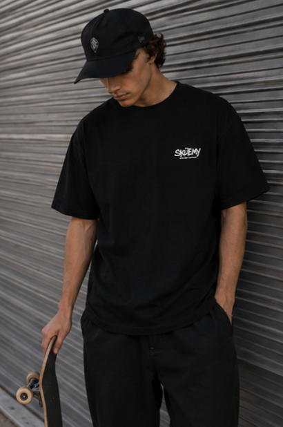 Sküemy No Signal Tee – Find Your Frequency