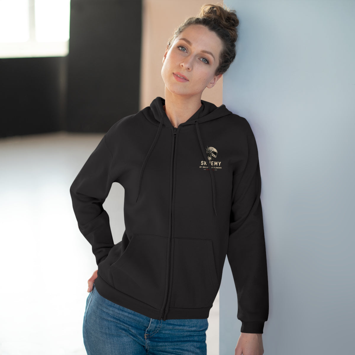 Bulls and Flowres Sküemy Skate Unit 04 Robot Graphic Zip Hoodie